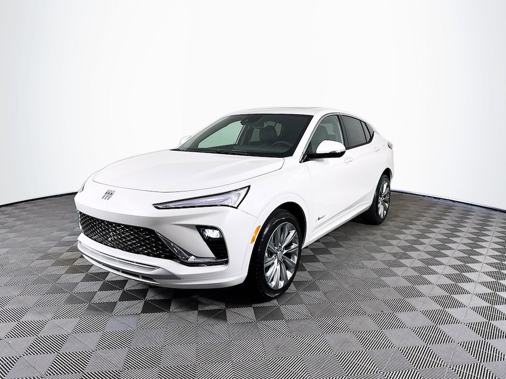 New 2025 Buick Envista Avenir SUV