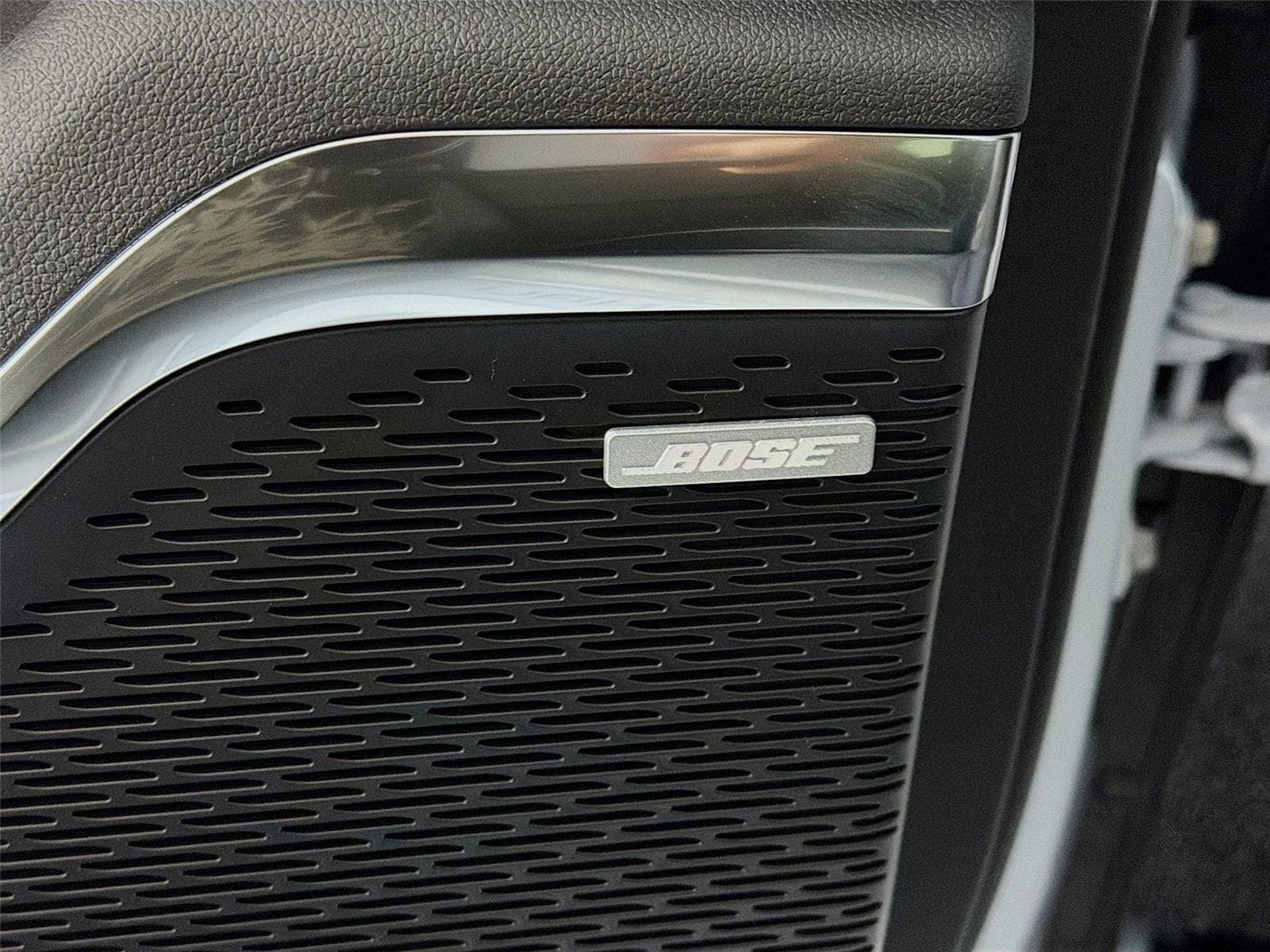 2026 GMC Acadia Denali - Photo 20
