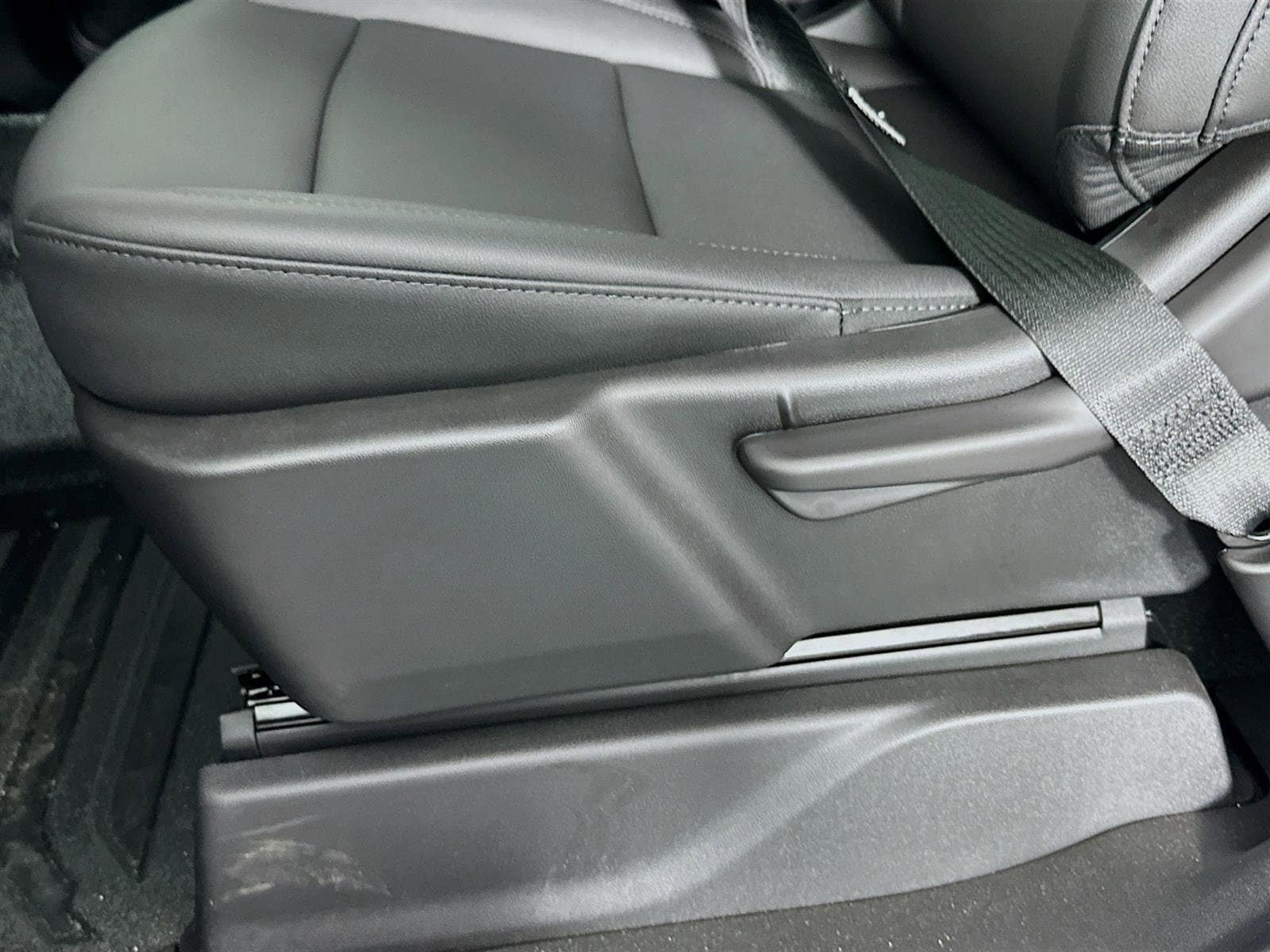 2025 GMC Sierra 1500 Pro - Photo 19