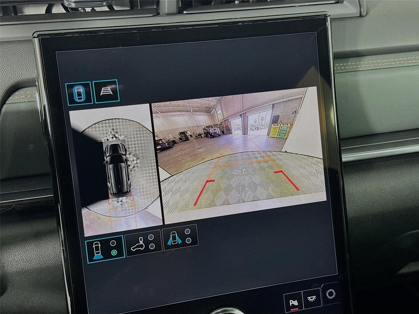 2026 GMC Terrain AT4 - Photo 16