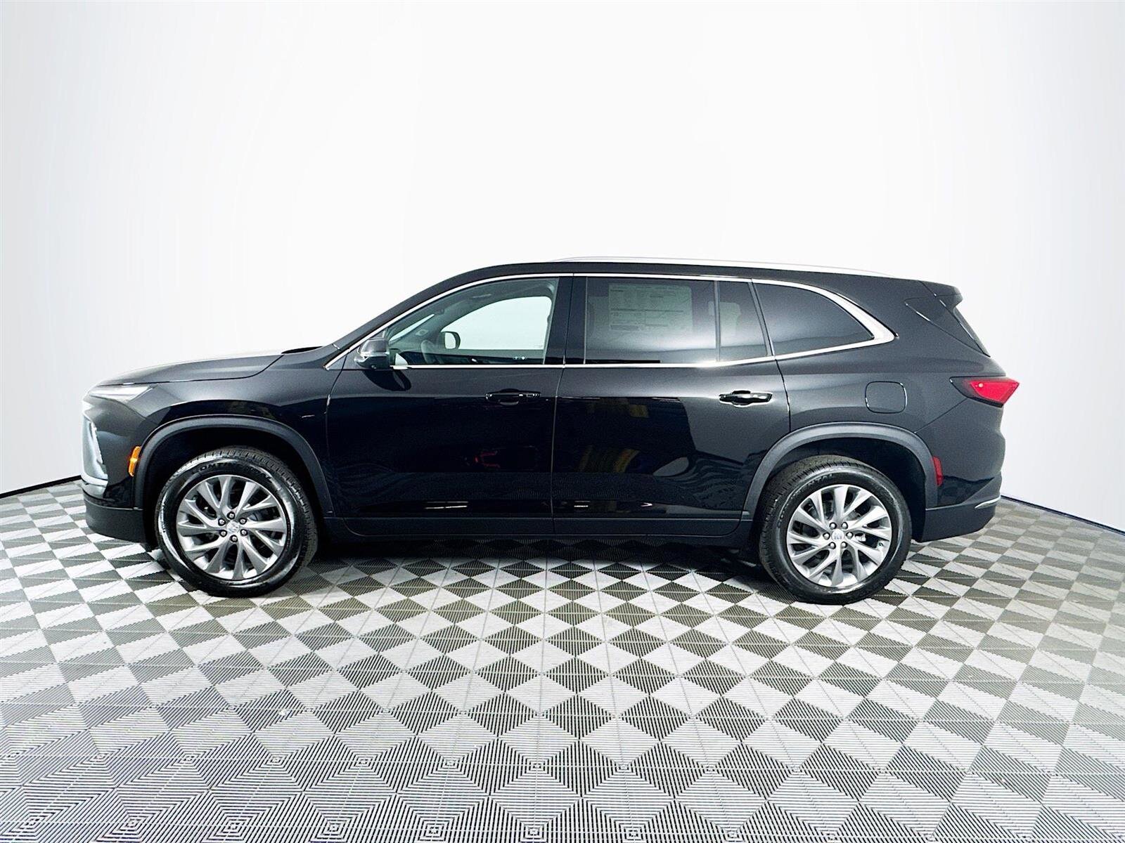 2025 Buick Enclave Preferred photo 4