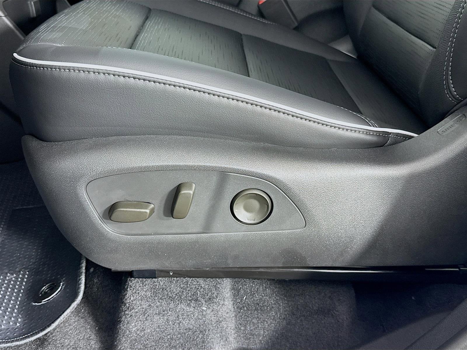 2026 Buick Enclave Sport Touring - Photo 22