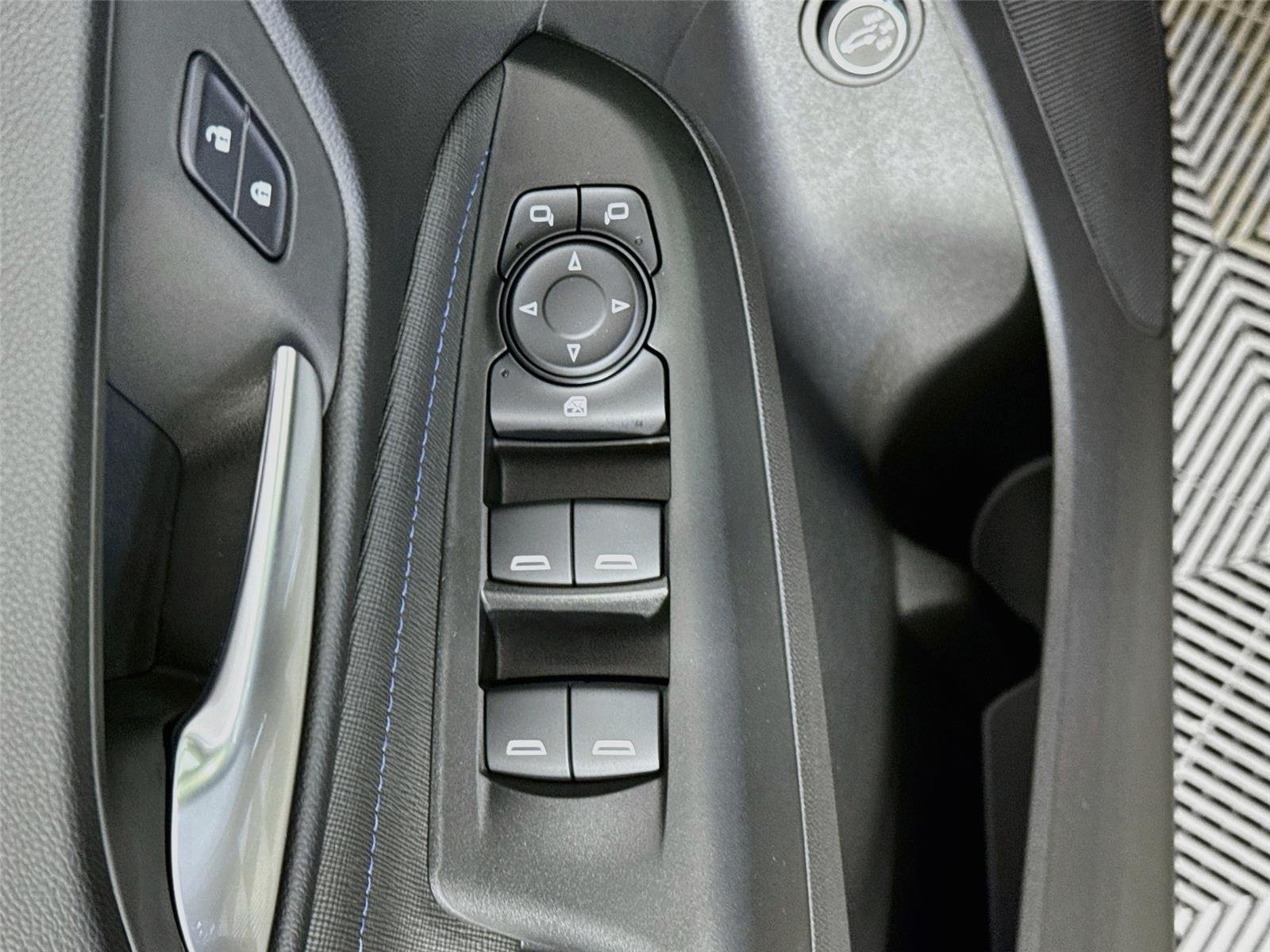 2026 Buick Envista Sport Touring - Photo 18