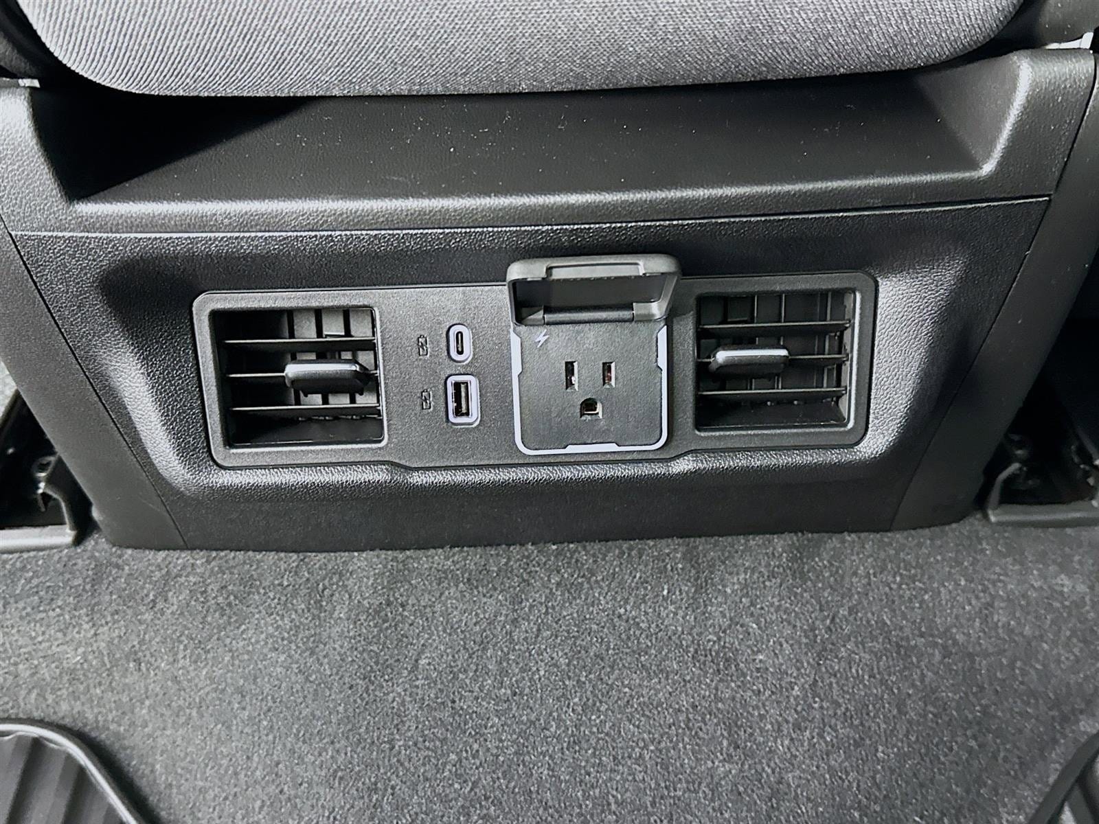 2026 GMC Sierra 1500 SLE - Photo 25