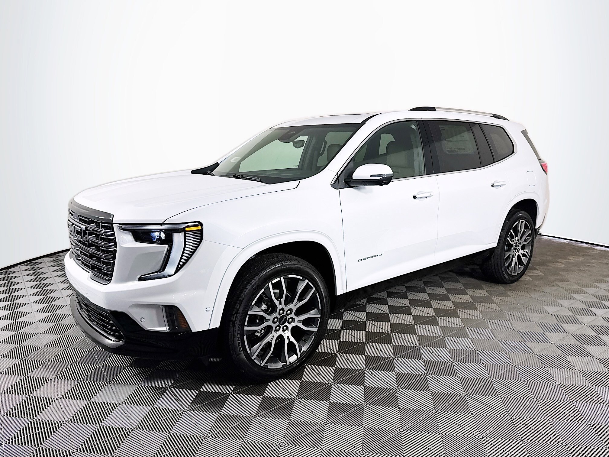 2026 GMC Acadia Denali Ultimate's photo