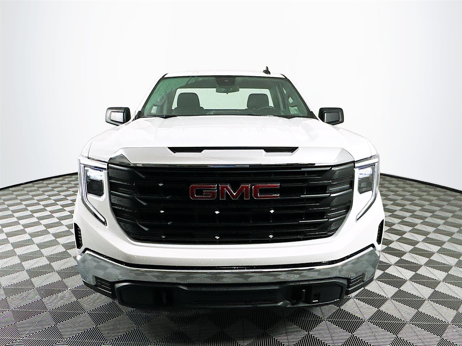 2025 Gmc Sierra 1500 Pro photo 2