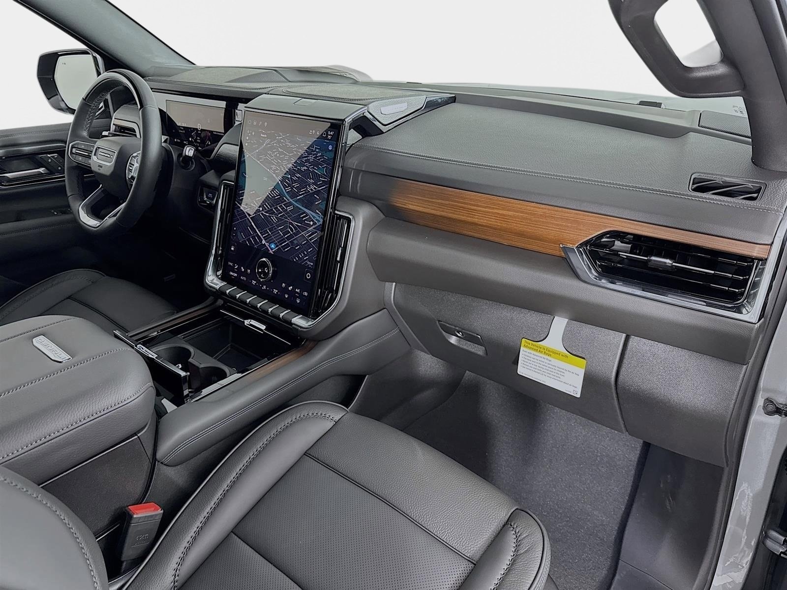 2026 GMC Yukon Denali - Photo 32