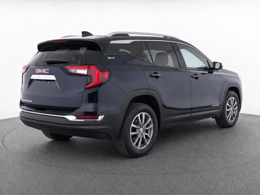 Used 2022 GMC Terrain SLT SUV