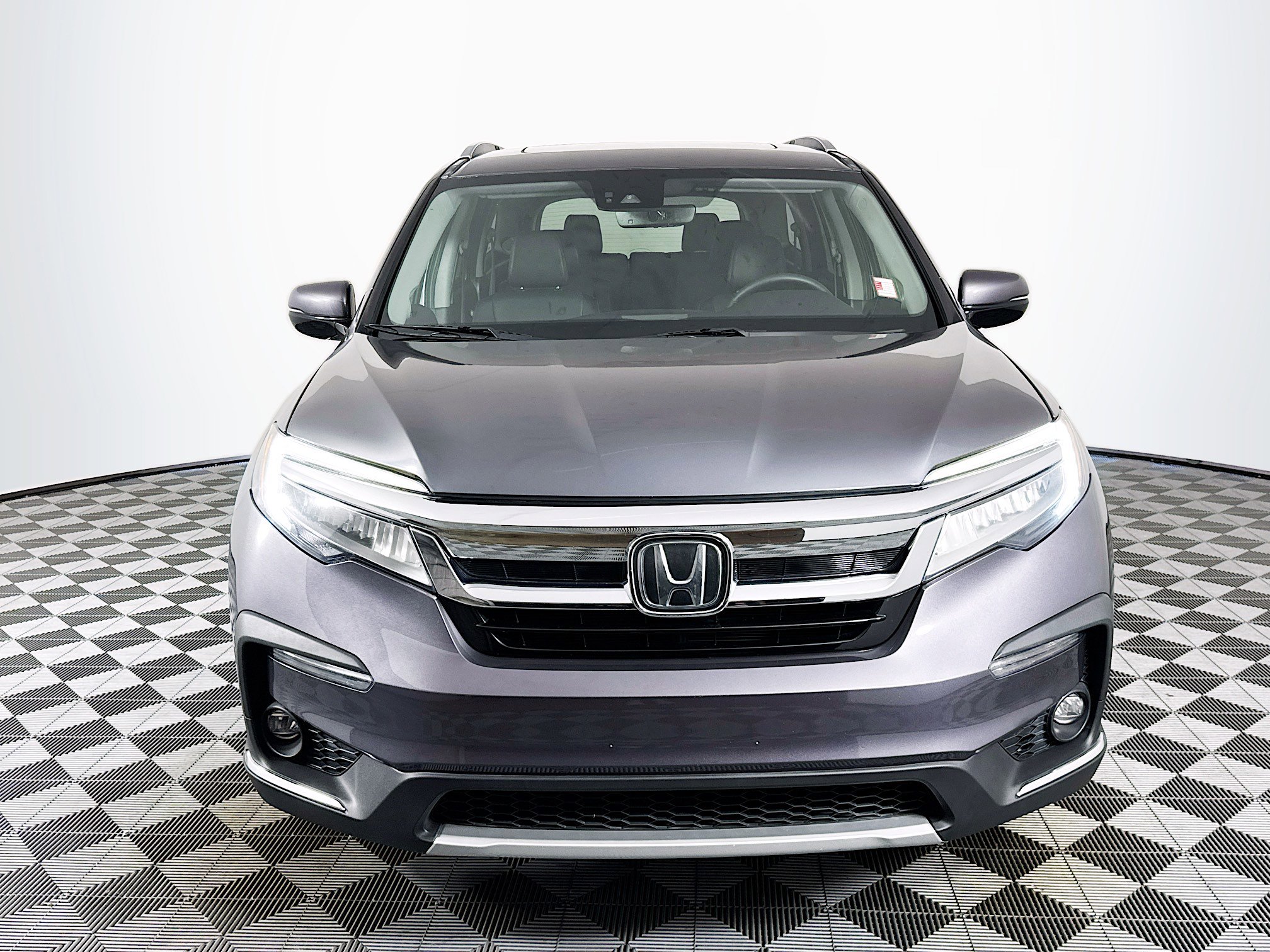 2019 Honda Pilot Elite photo 2