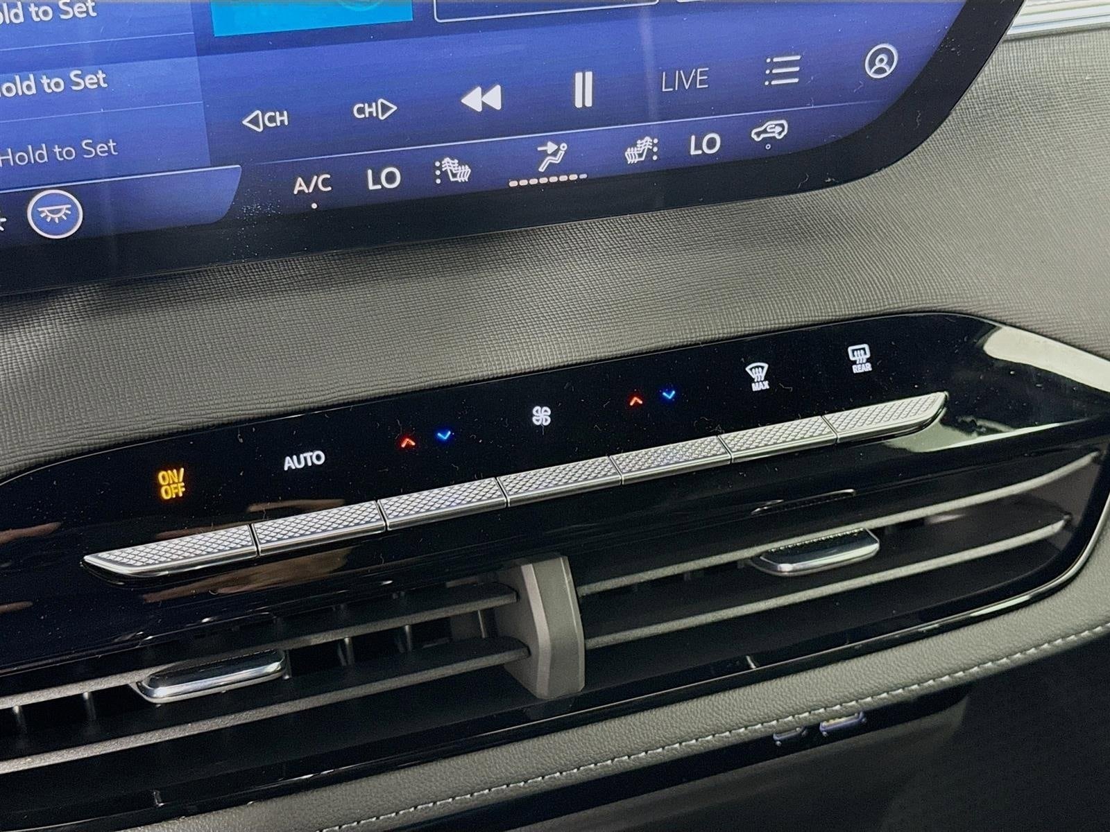 2026 Buick Enclave Sport Touring - Photo 17