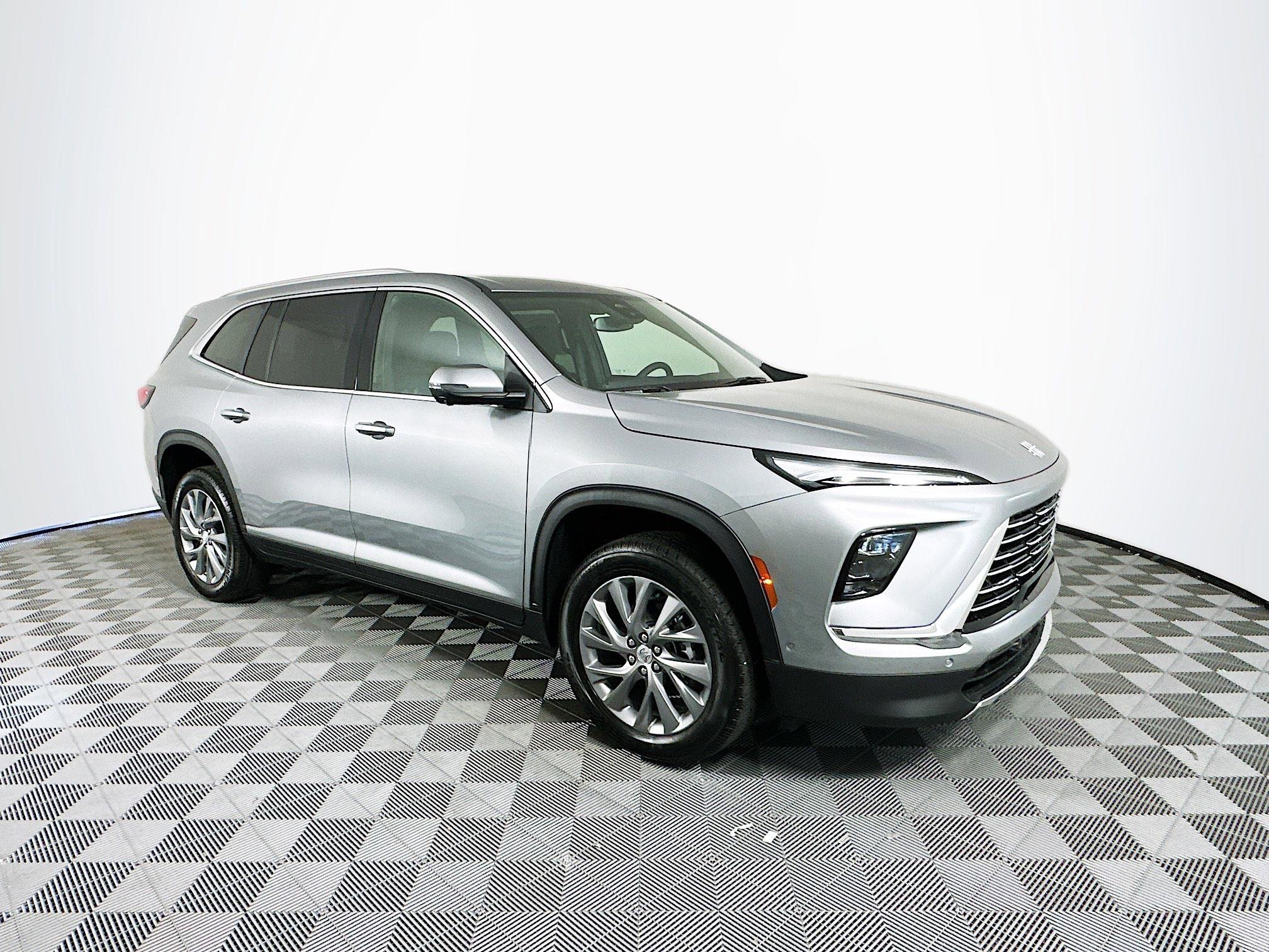 2025 Buick Enclave Preferred's photo