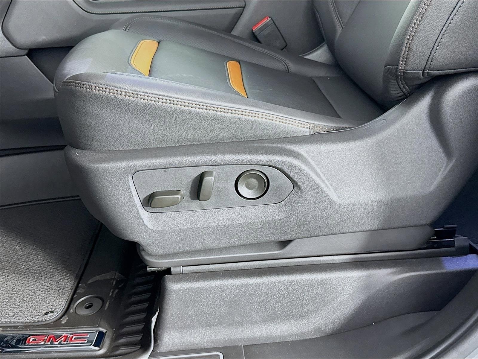 2026 GMC Sierra 1500 AT4 - Photo 22