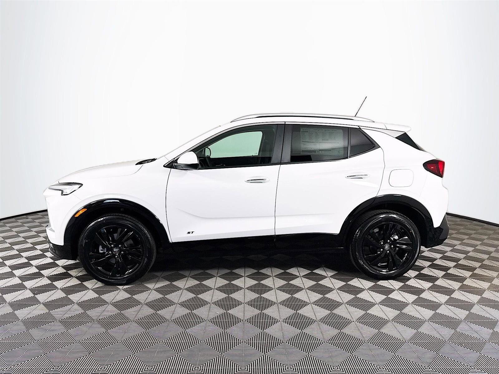 2026 Buick Encore GX Sport Touring photo 4