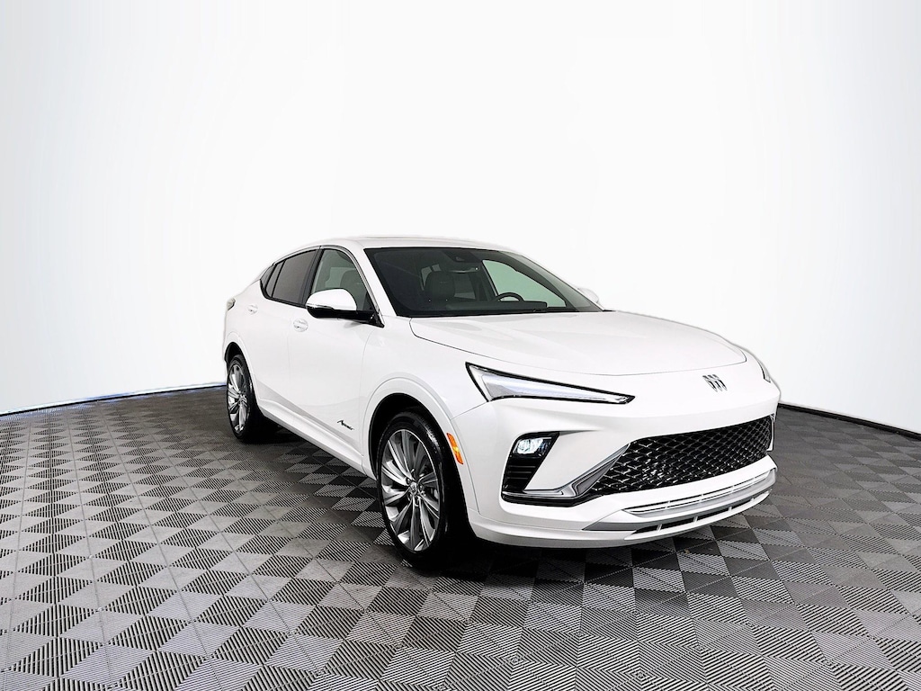 New 2025 Buick Envista Avenir SUV