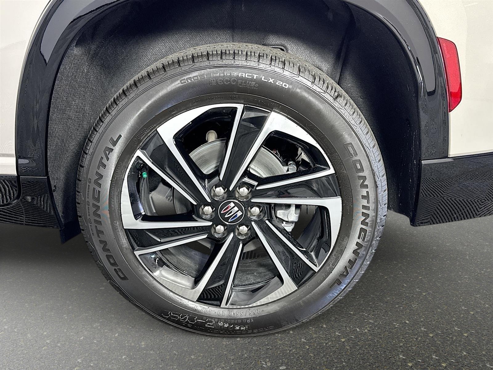 2026 Buick Enclave Sport Touring - Photo 33