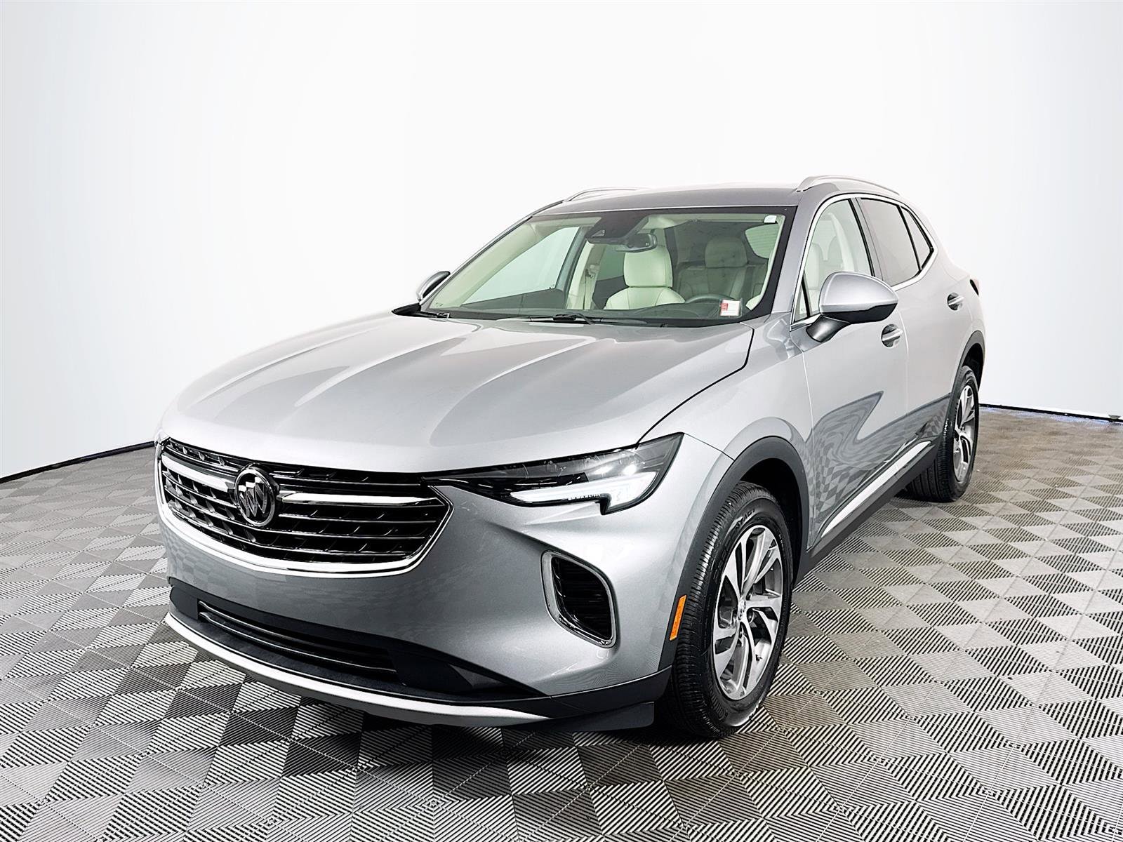 2023 Buick Envision Essence's photo