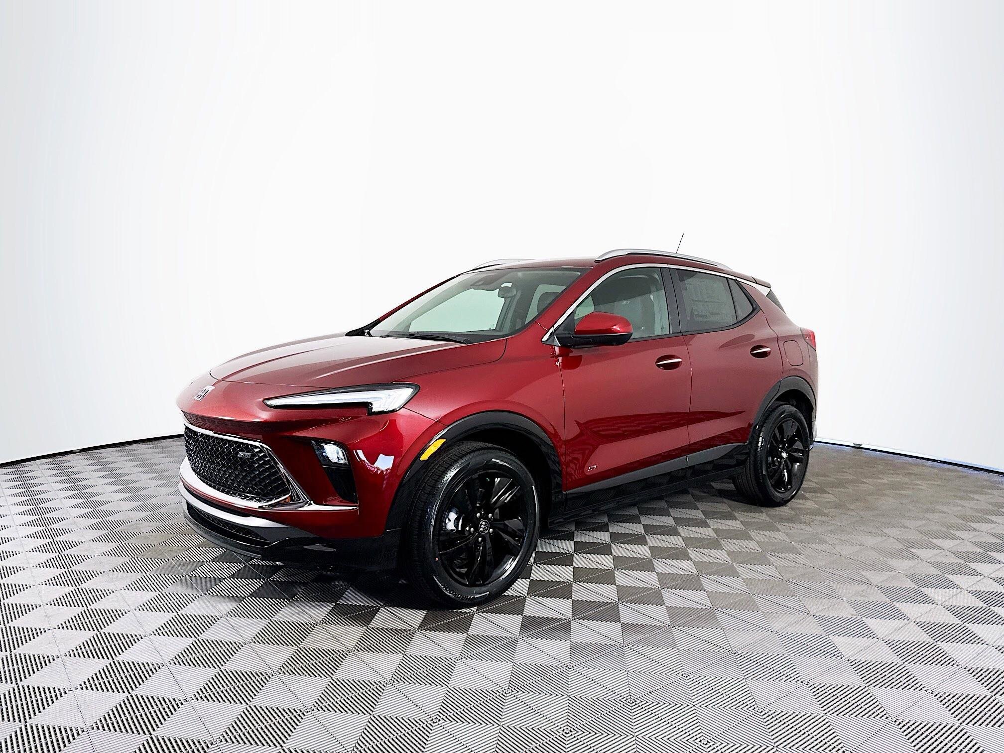 2025 Buick Encore GX Sport Touring photo 3