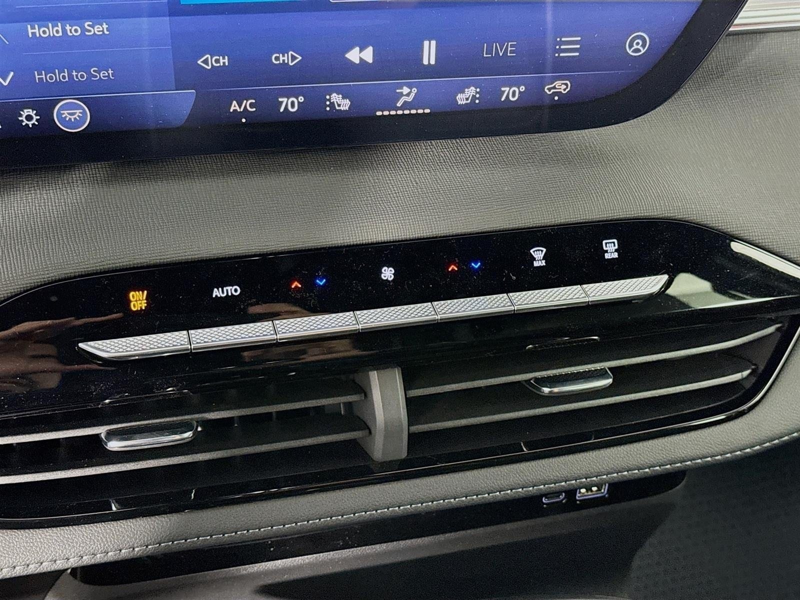 2026 Buick Enclave Preferred - Photo 17