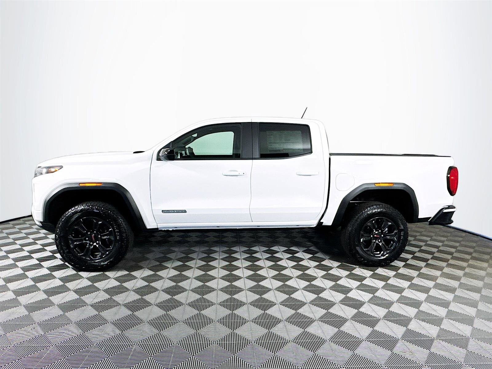 2025 Gmc Canyon Elevation photo 4