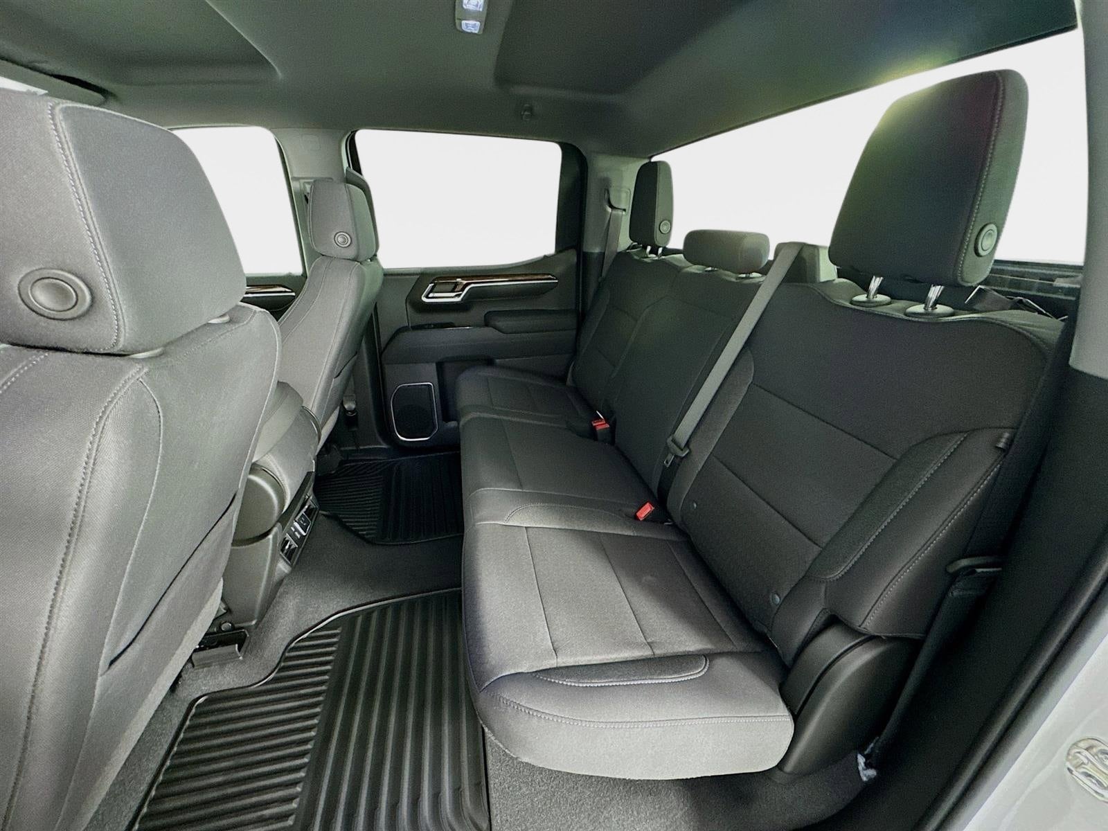 2026 GMC Sierra 1500 SLE - Photo 22
