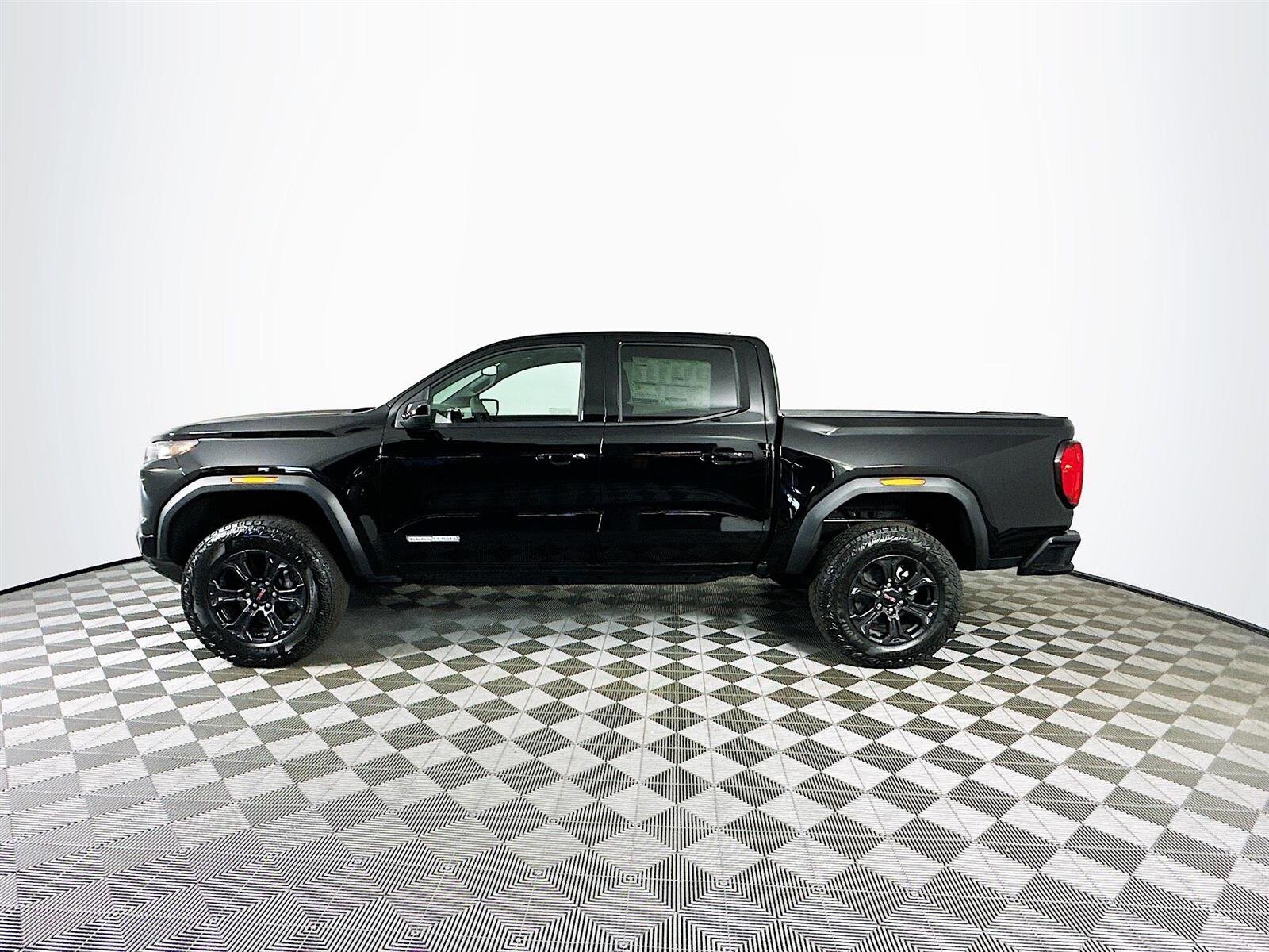2025 Gmc Canyon Elevation photo 4