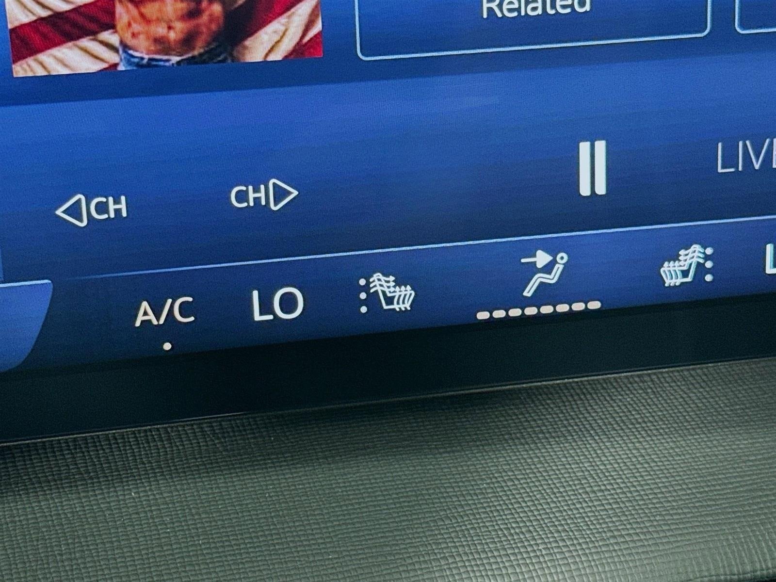 2026 Buick Enclave Sport Touring - Photo 23