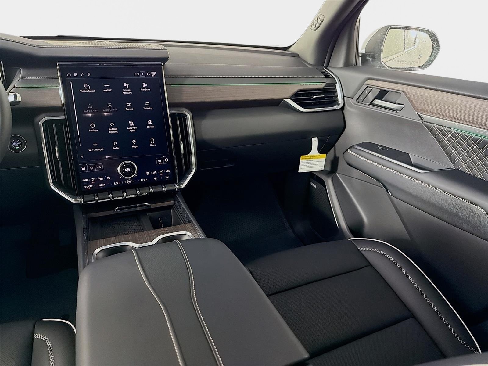 2026 GMC Acadia Denali - Photo 25