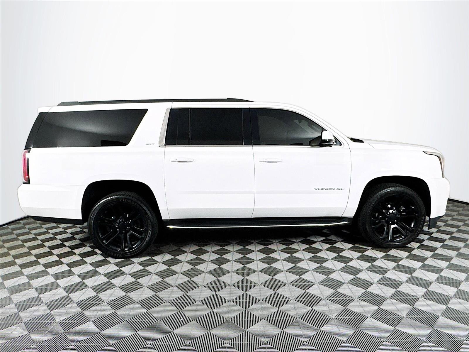 2019 Gmc Yukon XL SLT photo 4