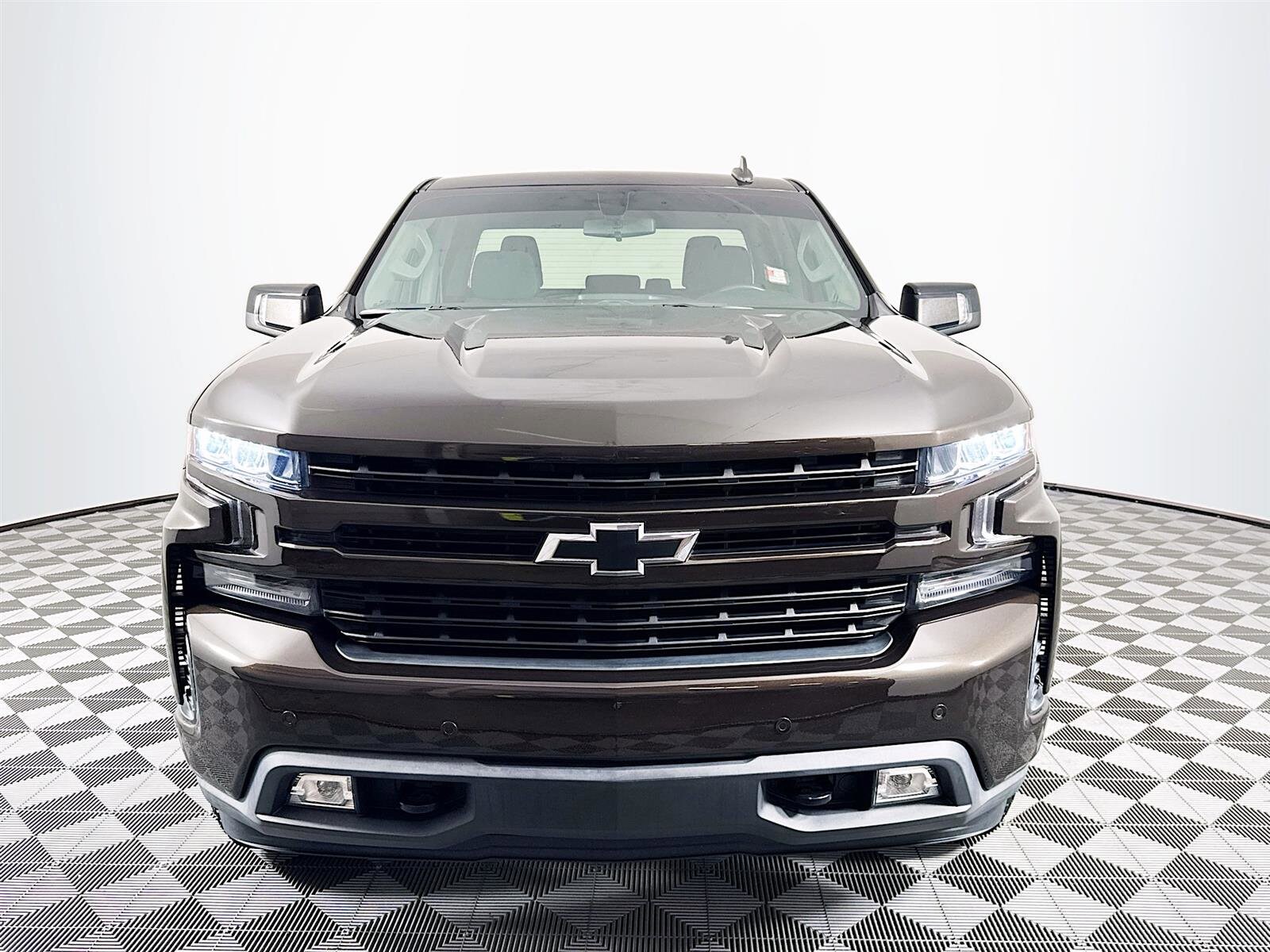 2019 Chevrolet Silverado 1500 RST photo 2