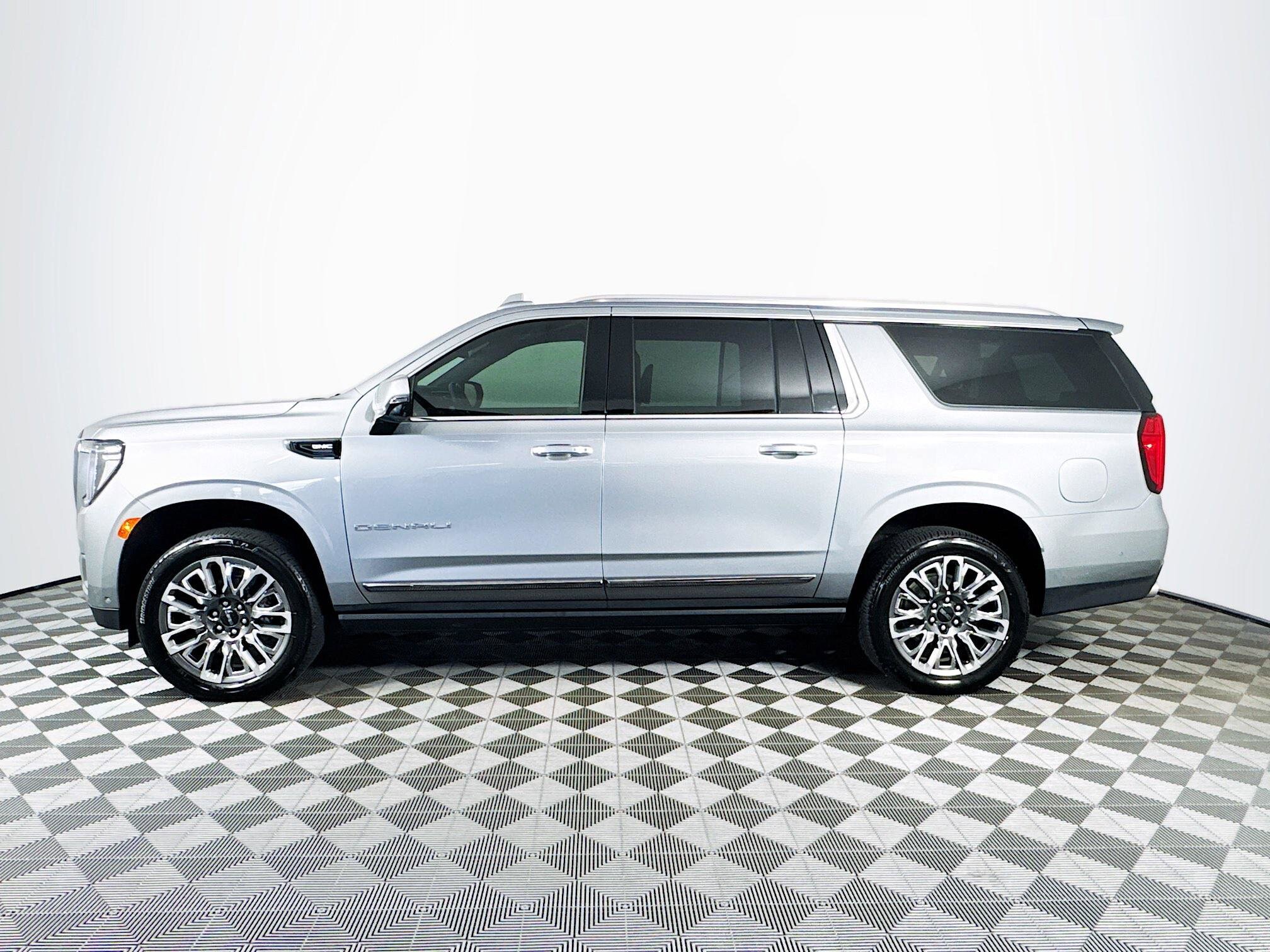 2024 Gmc Yukon XL Denali Ultimate photo 4