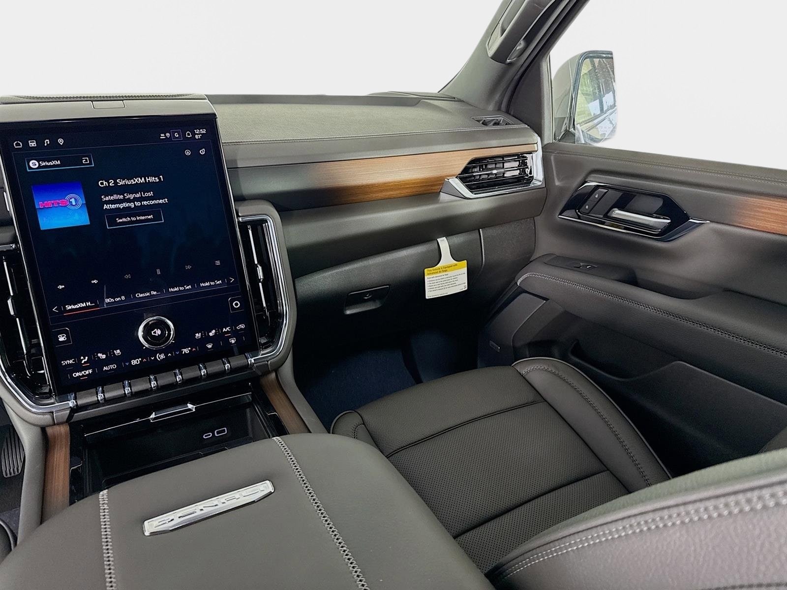 2026 GMC Yukon XL Denali - Photo 26