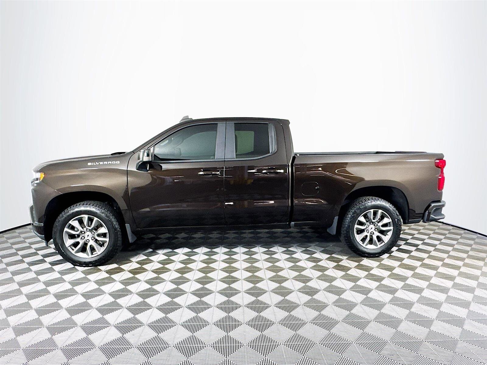 2019 Chevrolet Silverado 1500 RST photo 4