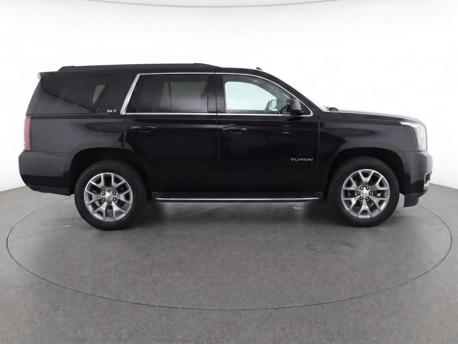 2020 GMC Yukon SLT - Photo 8