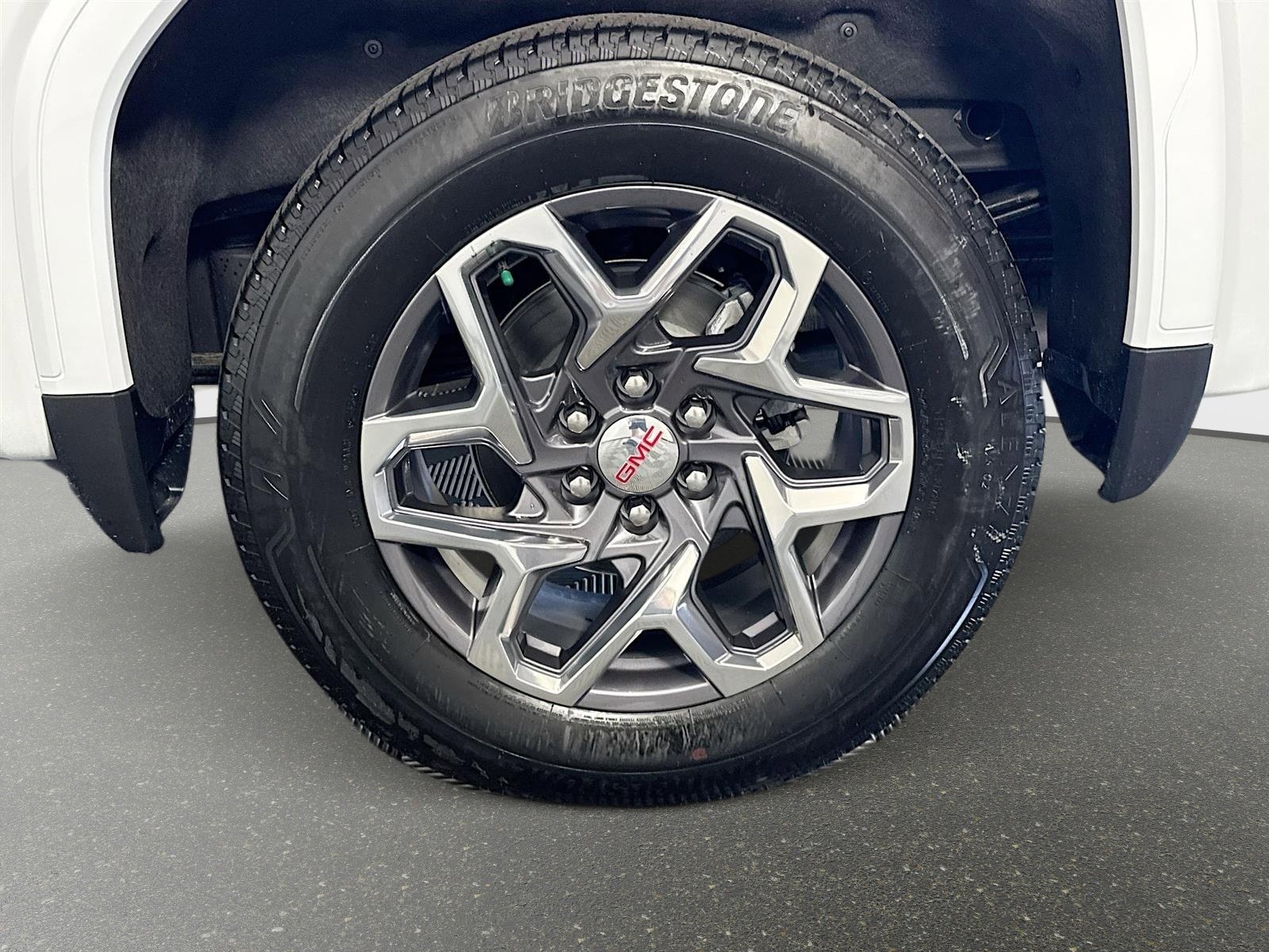 2026 GMC Sierra 1500 SLT - Photo 31