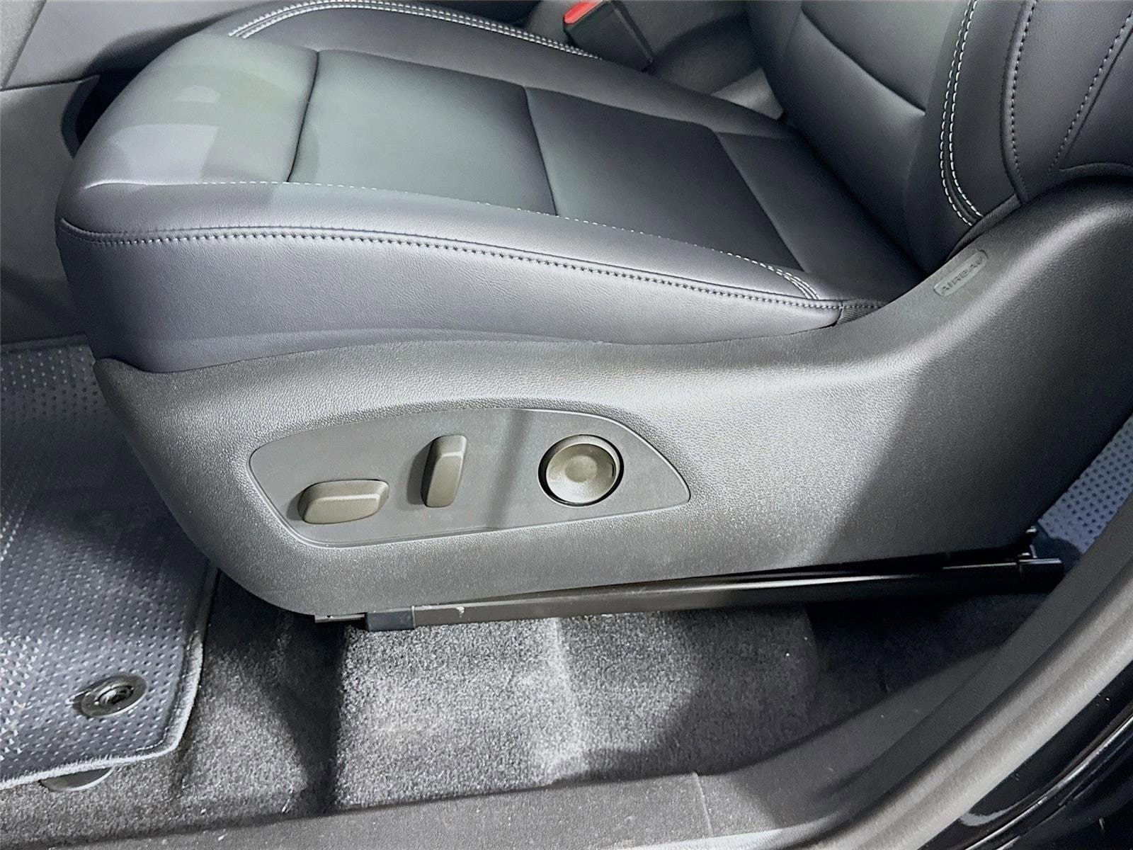 2026 GMC Acadia Elevation - Photo 22