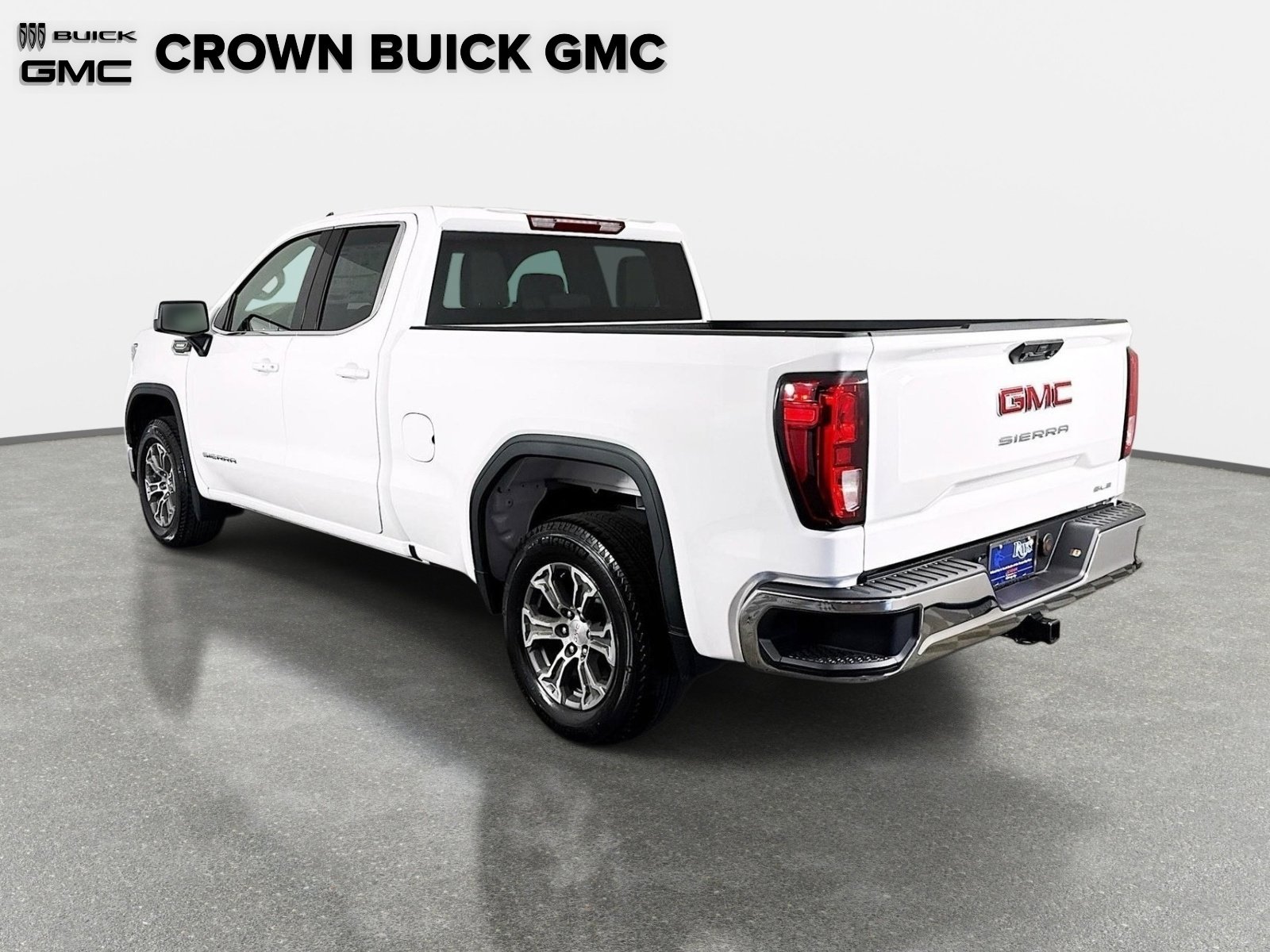 2026 GMC Sierra 1500 SLE - Photo 7