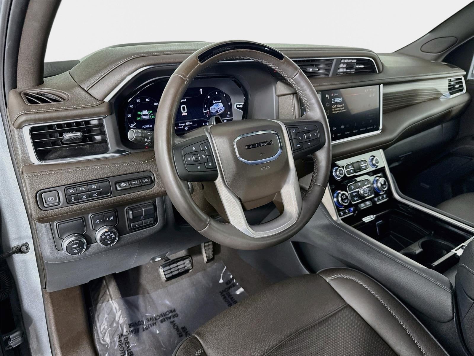 2024 GMC Yukon Denali - Photo 9