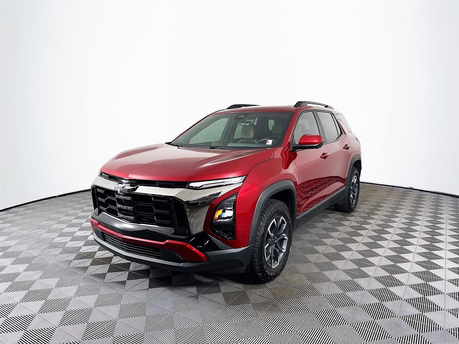 2025 Chevrolet Equinox ACTIV photo 2