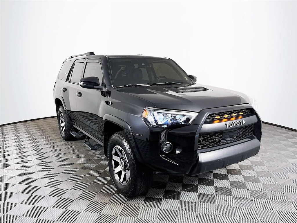 Used 2020 Toyota 4Runner SR5 SUV