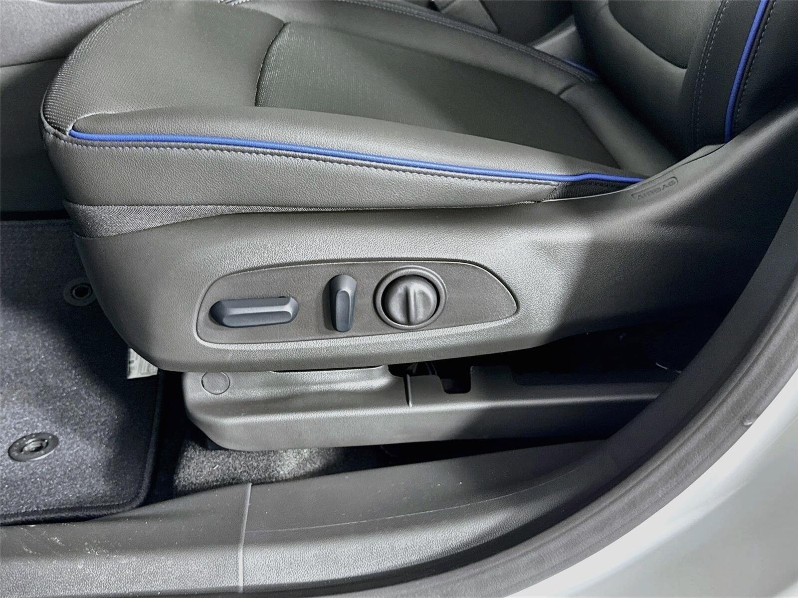2026 Buick Encore GX Sport Touring - Photo 19