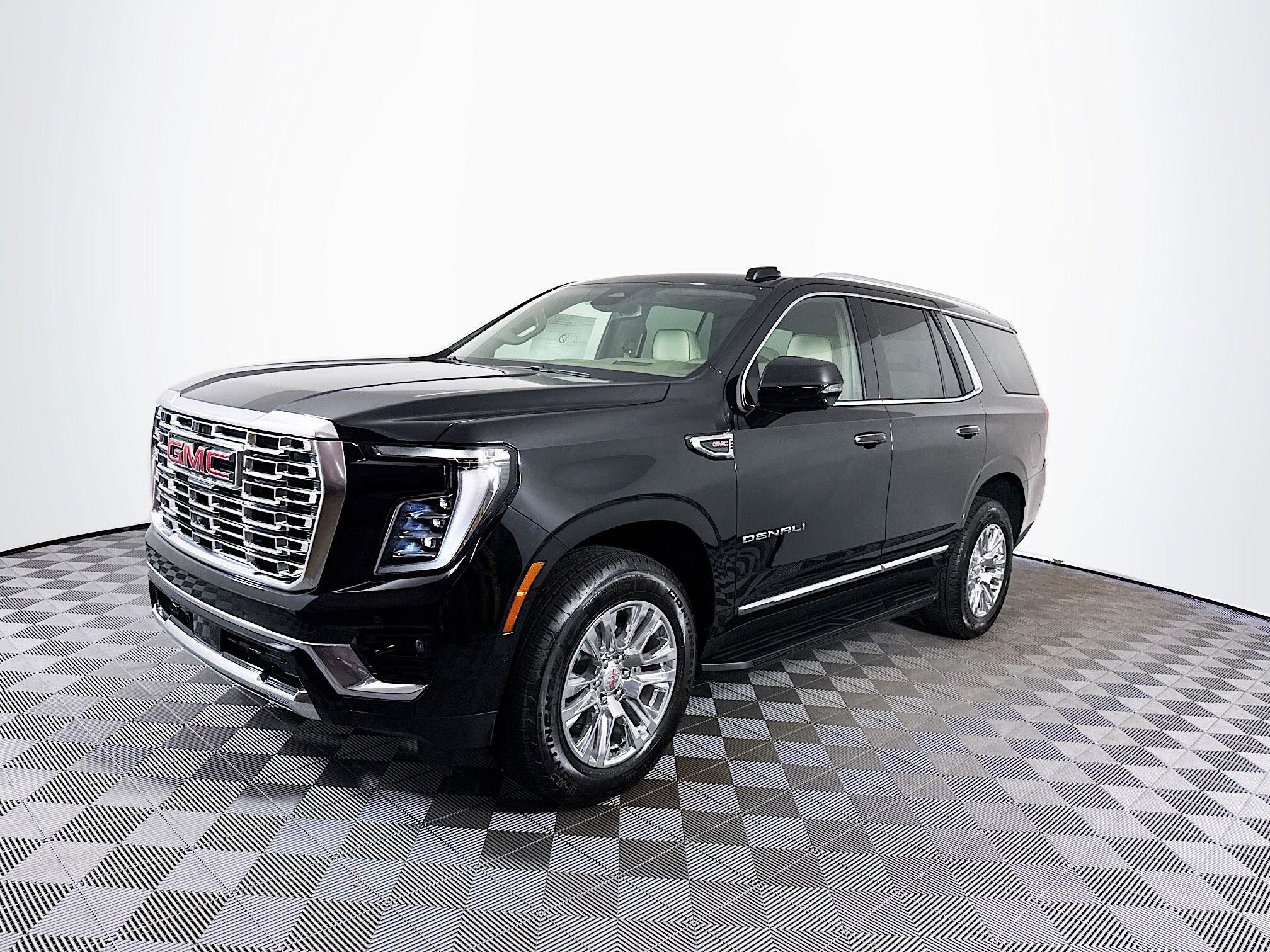 2026 Gmc Yukon Denali photo 2