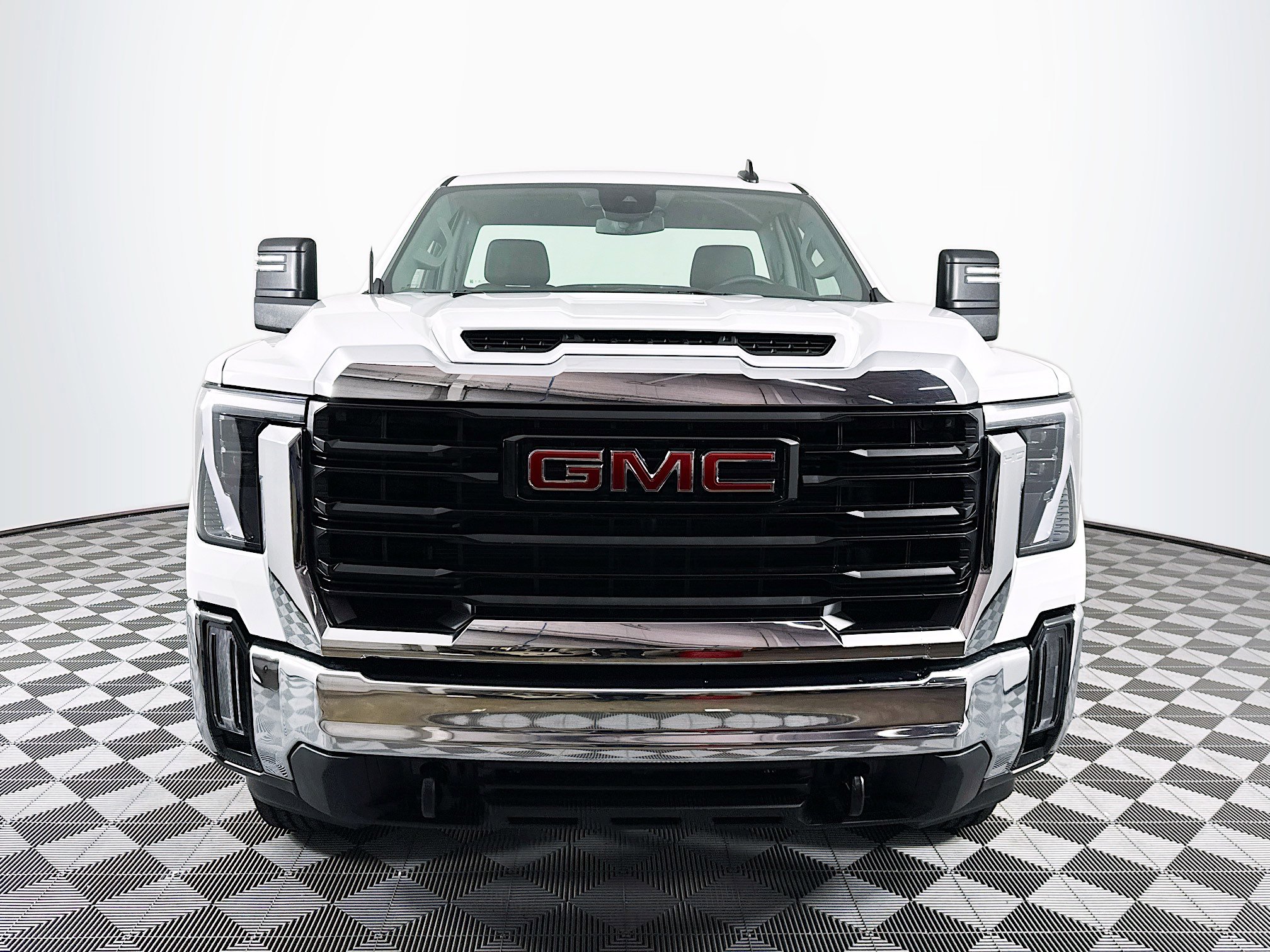 2025 Gmc Sierra 2500 HD Pro photo 2