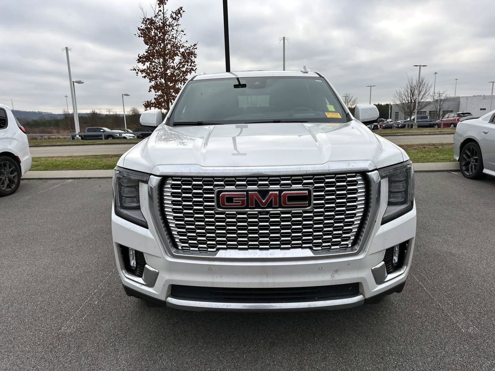2023 Gmc Yukon XL Denali photo 2