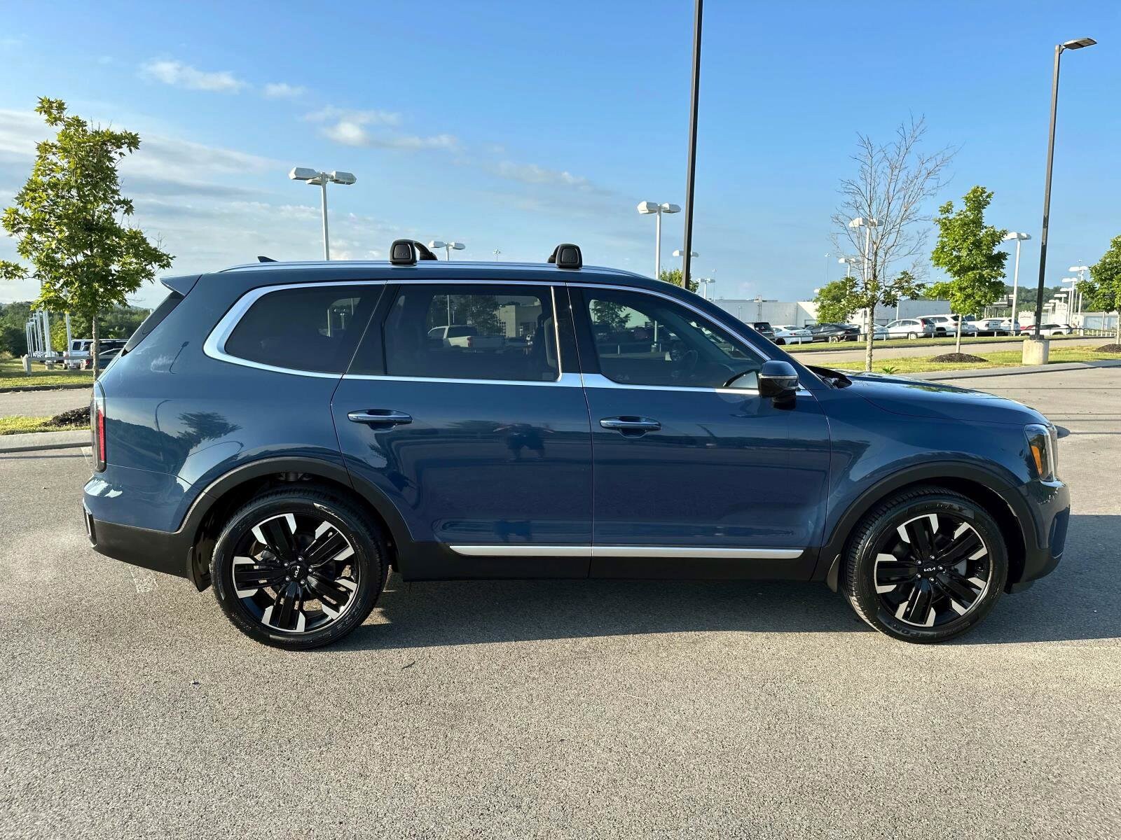 2024 Kia Telluride SX photo 3