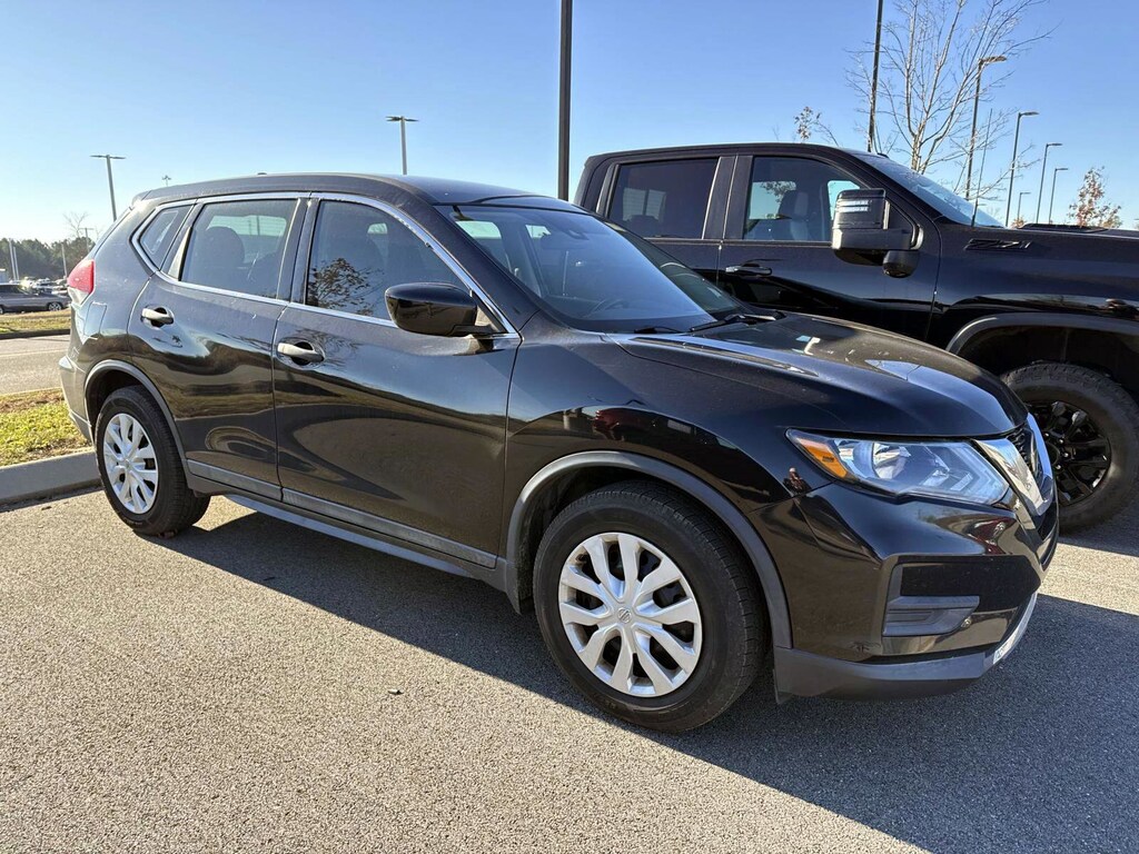 Used 2020 Nissan Rogue S FWD S