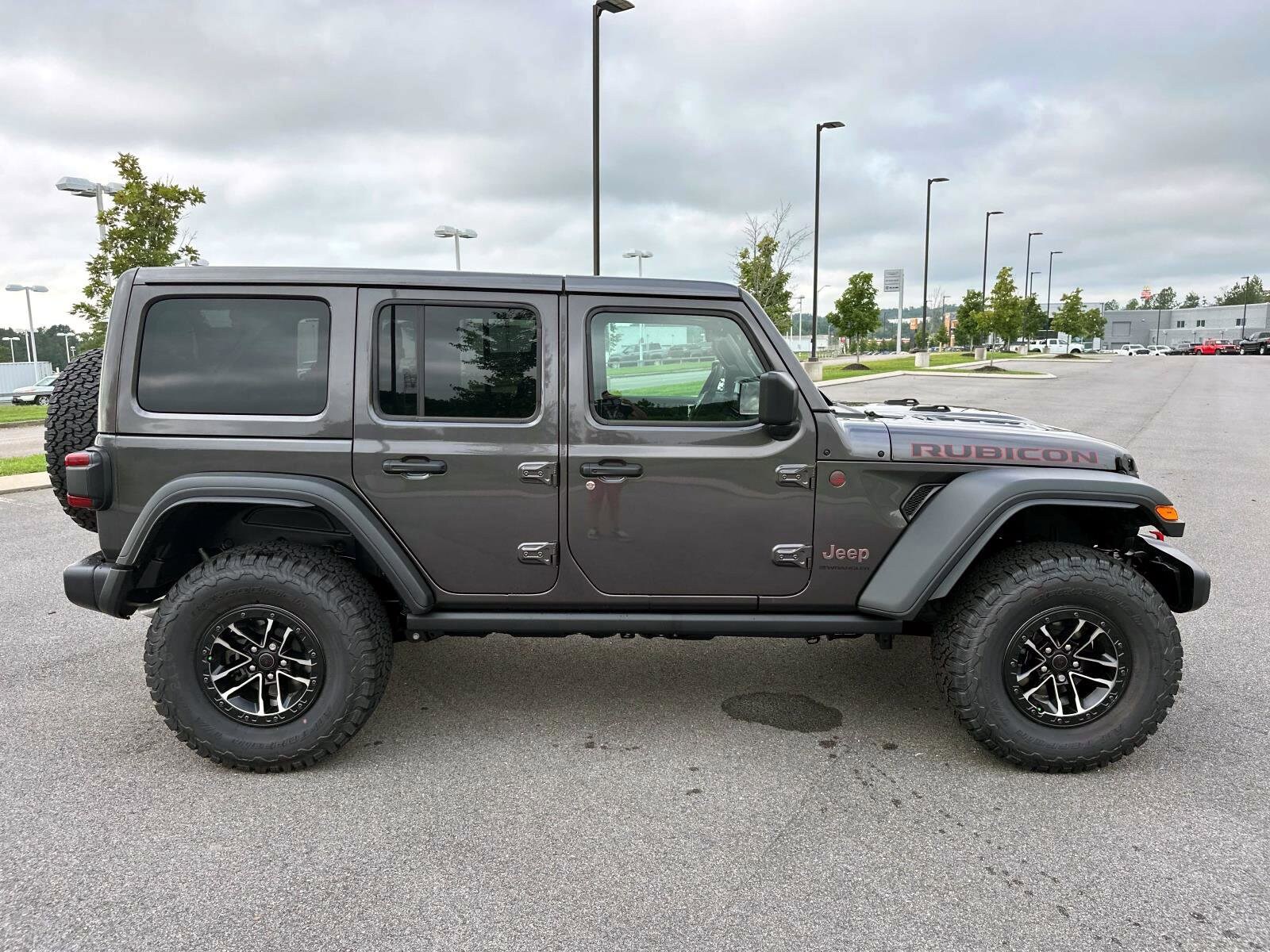 2025 Jeep Wrangler Rubicon Sport photo 3