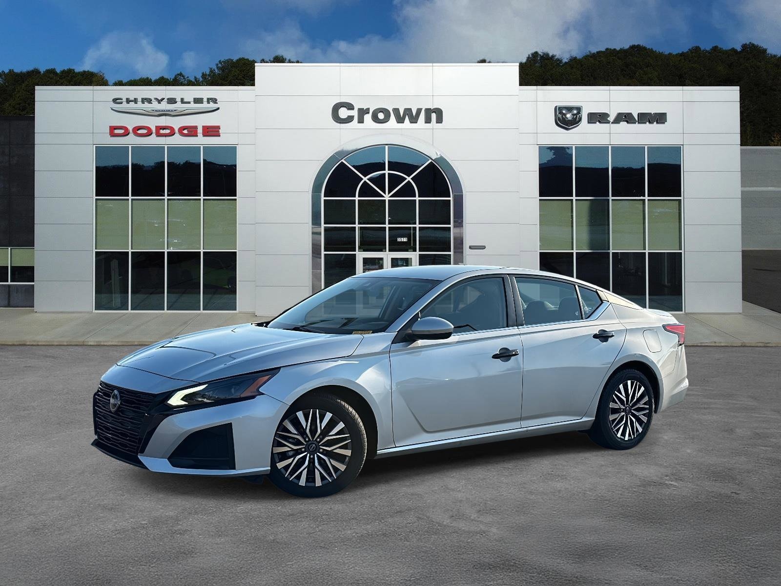 2023 Nissan Altima SV