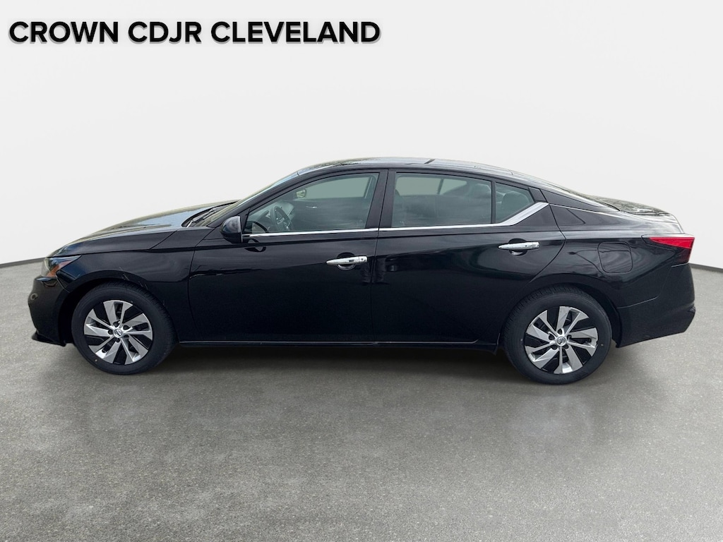 Used 2022 Nissan Altima 2.5 S Sedan