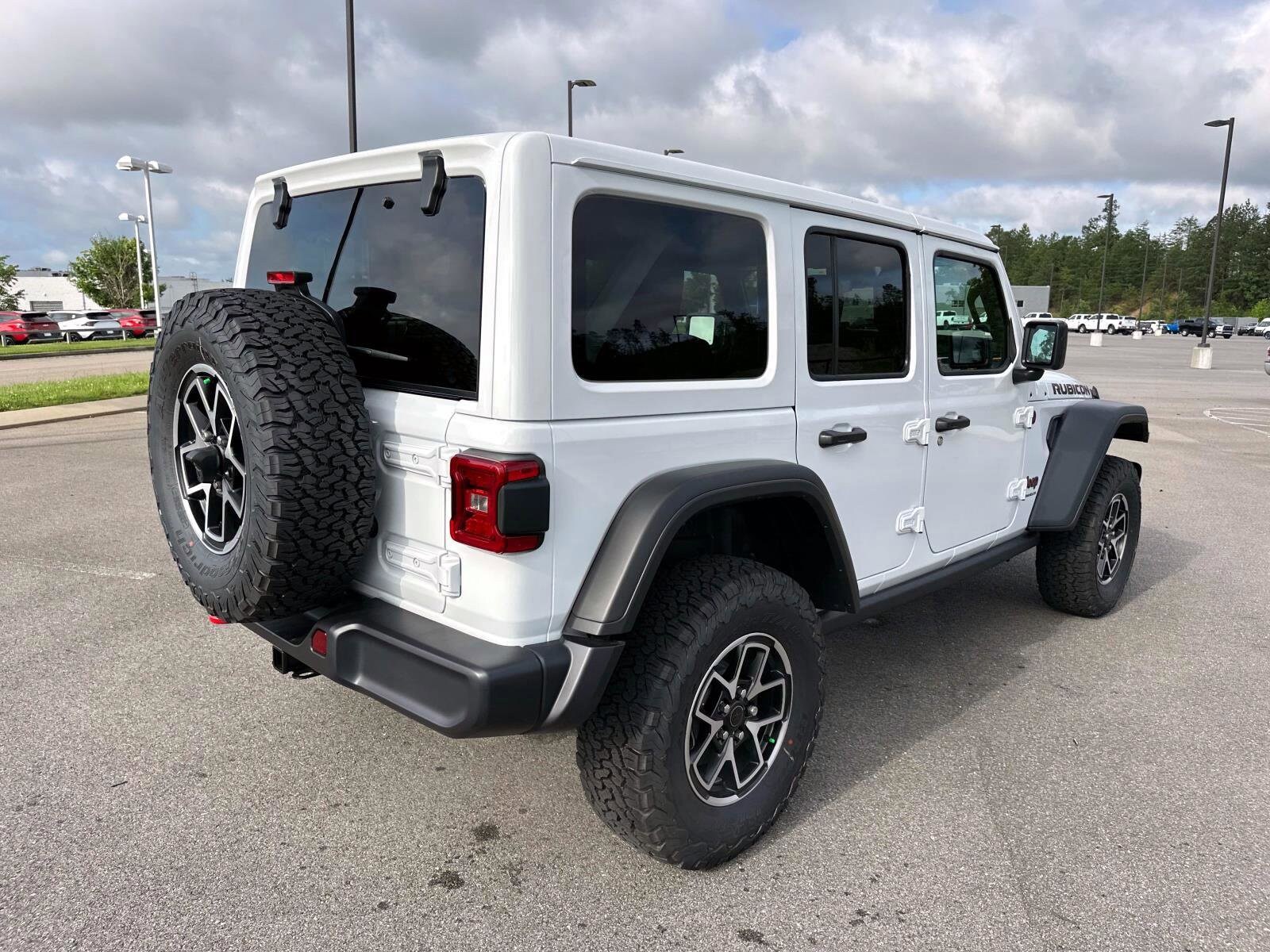 2025 Jeep Wrangler Rubicon Sport photo 4