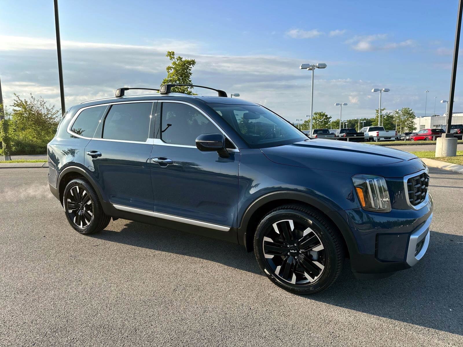 2024 Kia Telluride SX photo 2